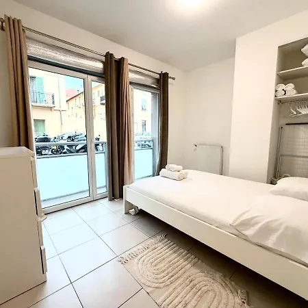 & Spacieux 2 Pieces Avec Parking Prive